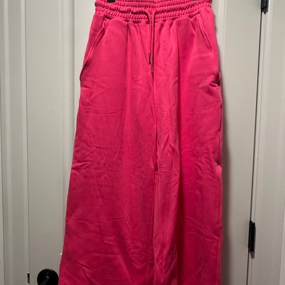 ZYIA Pants - Like New Zyia Pink Retreat Wide leg jogger